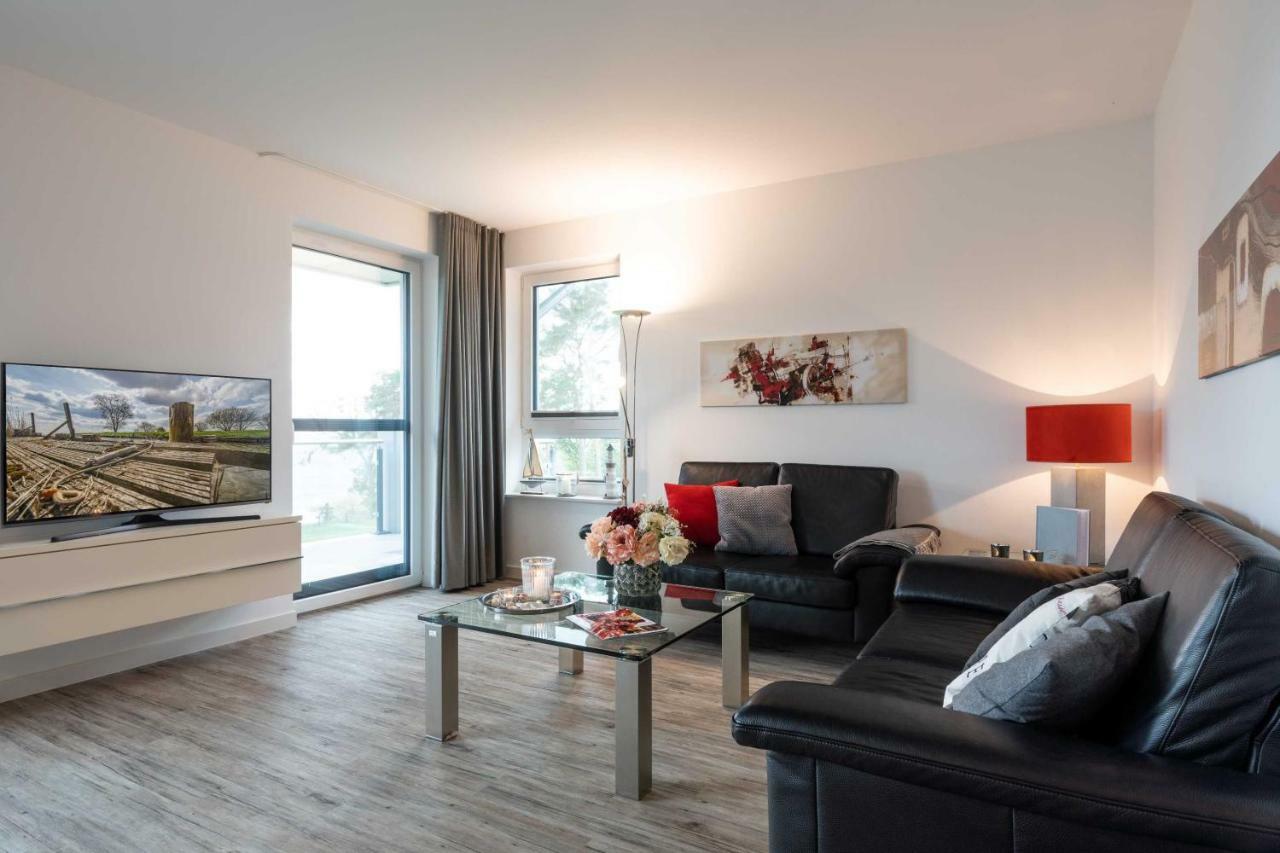 Appartement "Opal" Mit Penthouseflair - Oase Am Haff Garz  Exteriör bild