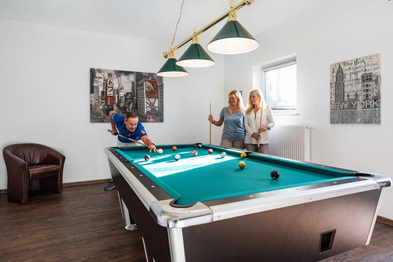 Appartement "Opal" Mit Penthouseflair - Oase Am Haff Garz  Exteriör bild
